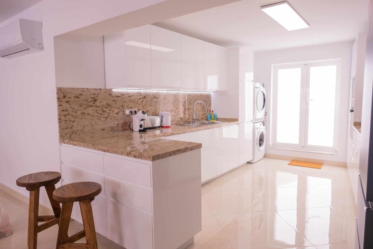 Luxury Apartments Sabi Waikiki Con Garaje Corralejo Kültér fotó